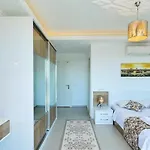 4 Bedroom With Seaviews
