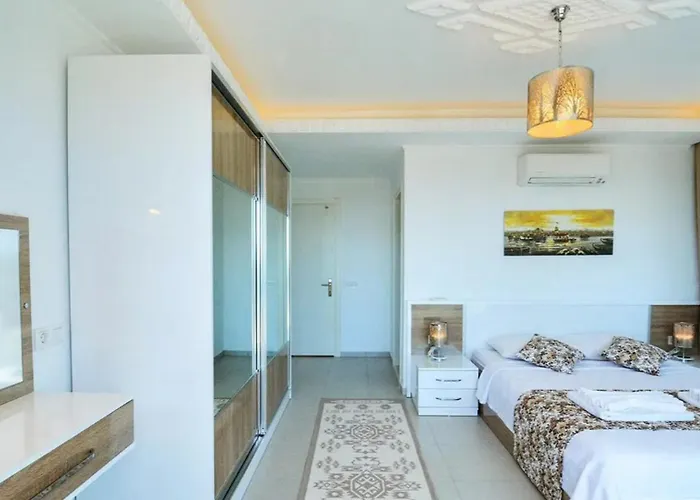 4 Bedroom With Seaviews