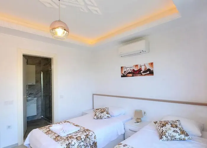4 Bedroom With Seaviews