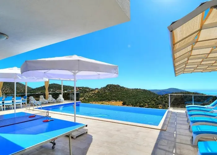 4 Bedroom With Seaviews 别墅