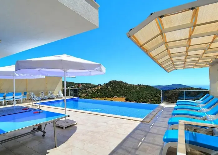 4 Bedroom With Seaviews *