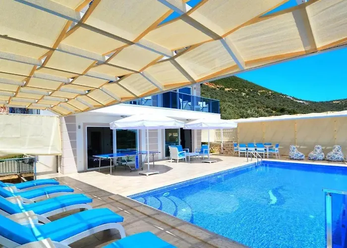 4 Bedroom With Seaviews 卡尔坎