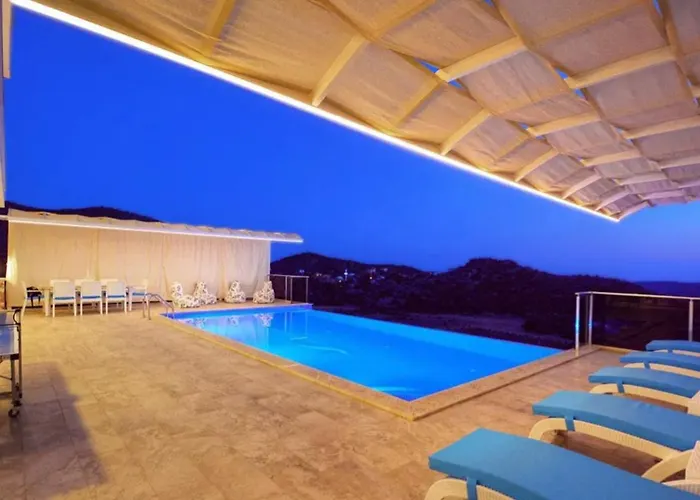 4 Bedroom With Seaviews 别墅 *