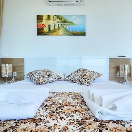 4 Bedroom With Seaviews 别墅 *