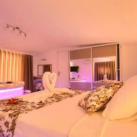 Вилла 4 Bedroom With Seaviews